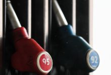 Photo of Cine se face vinovat de creșterea prețurilor la carburanți